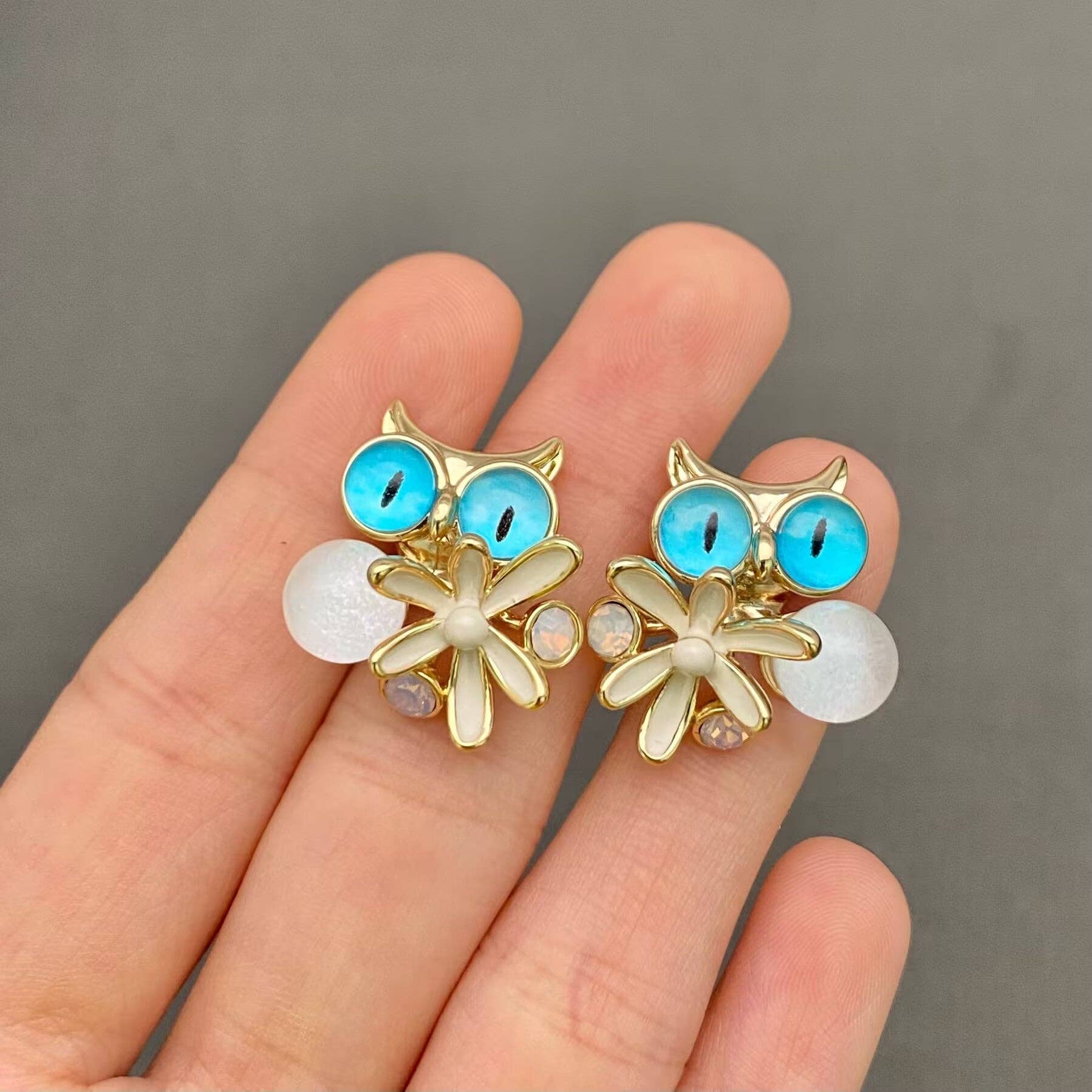 Handpicked Enamel Flower Cat Stud Earrings