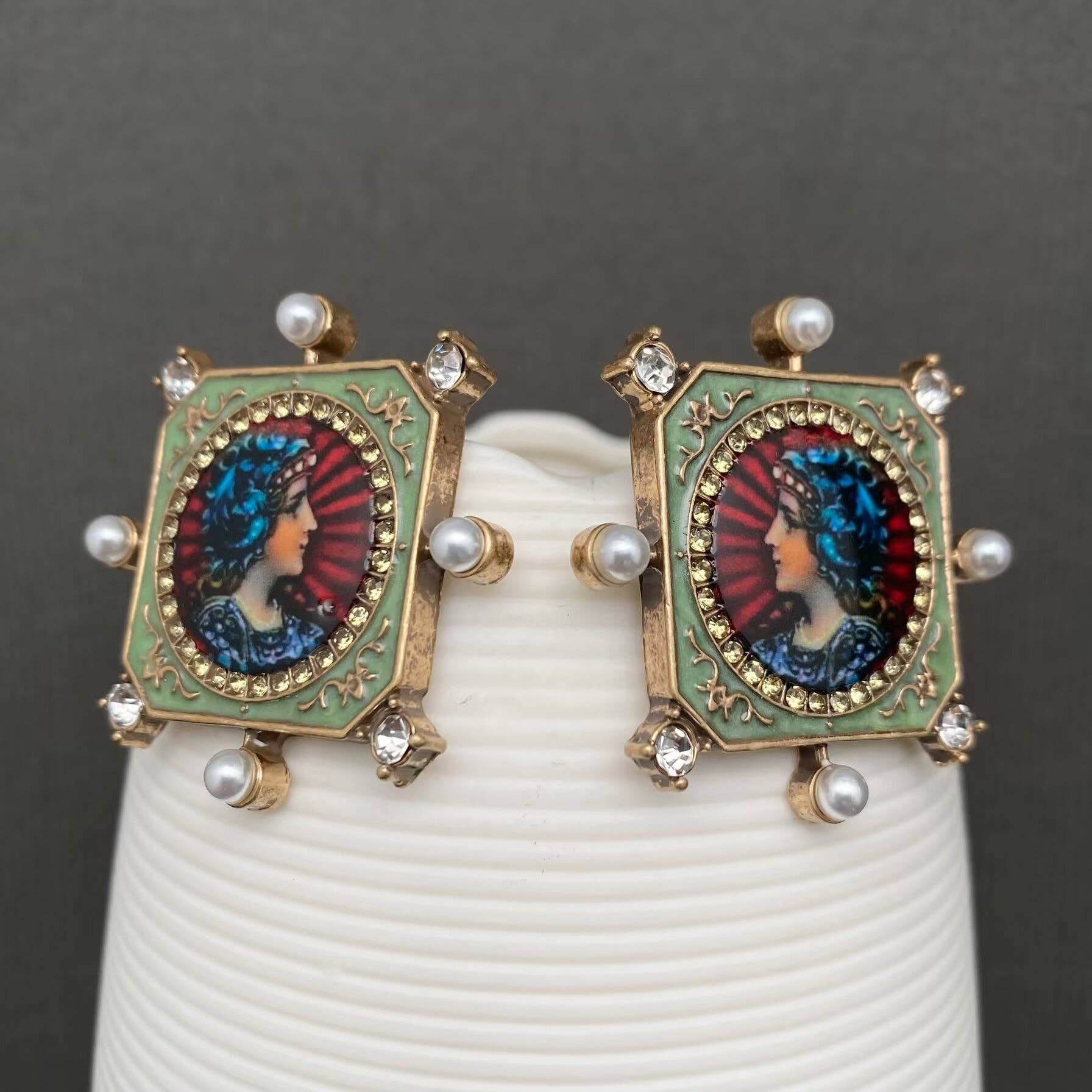 Hand picked Vintage Rhinestone & Pearl Inlaid Portrait Post Earrings