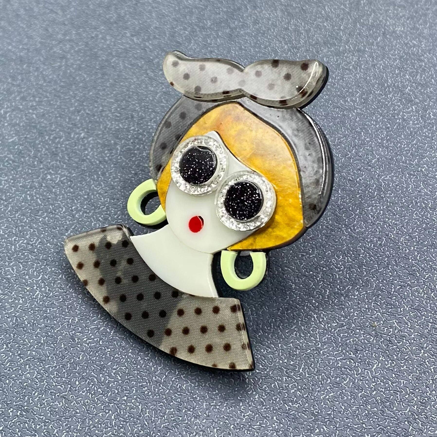 Handpicked Creative Beauty Acrylic Brooch