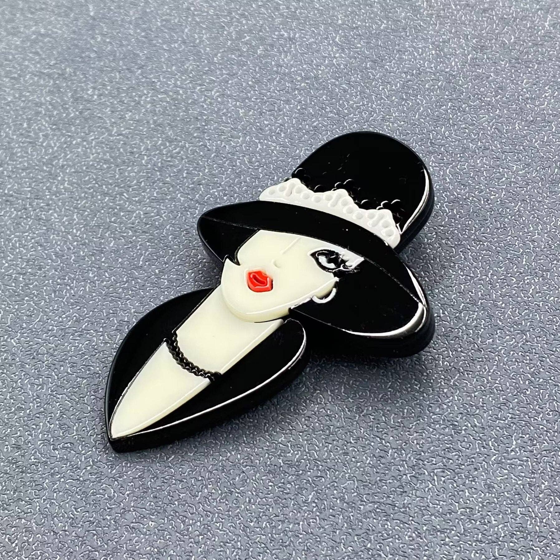 Handpicked Creative Beauty Acrylic Brooch