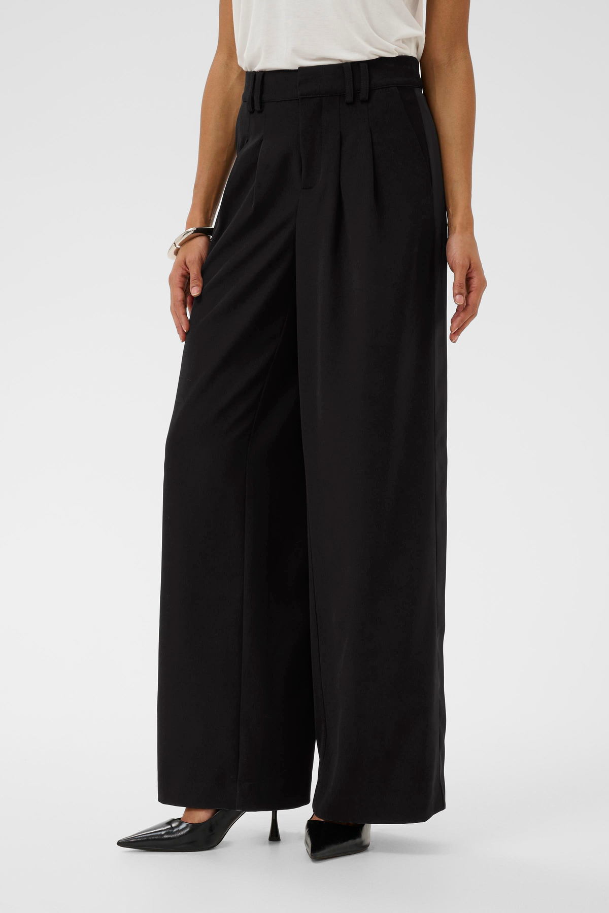 Culture Belle Clara Straight Pants 50112530