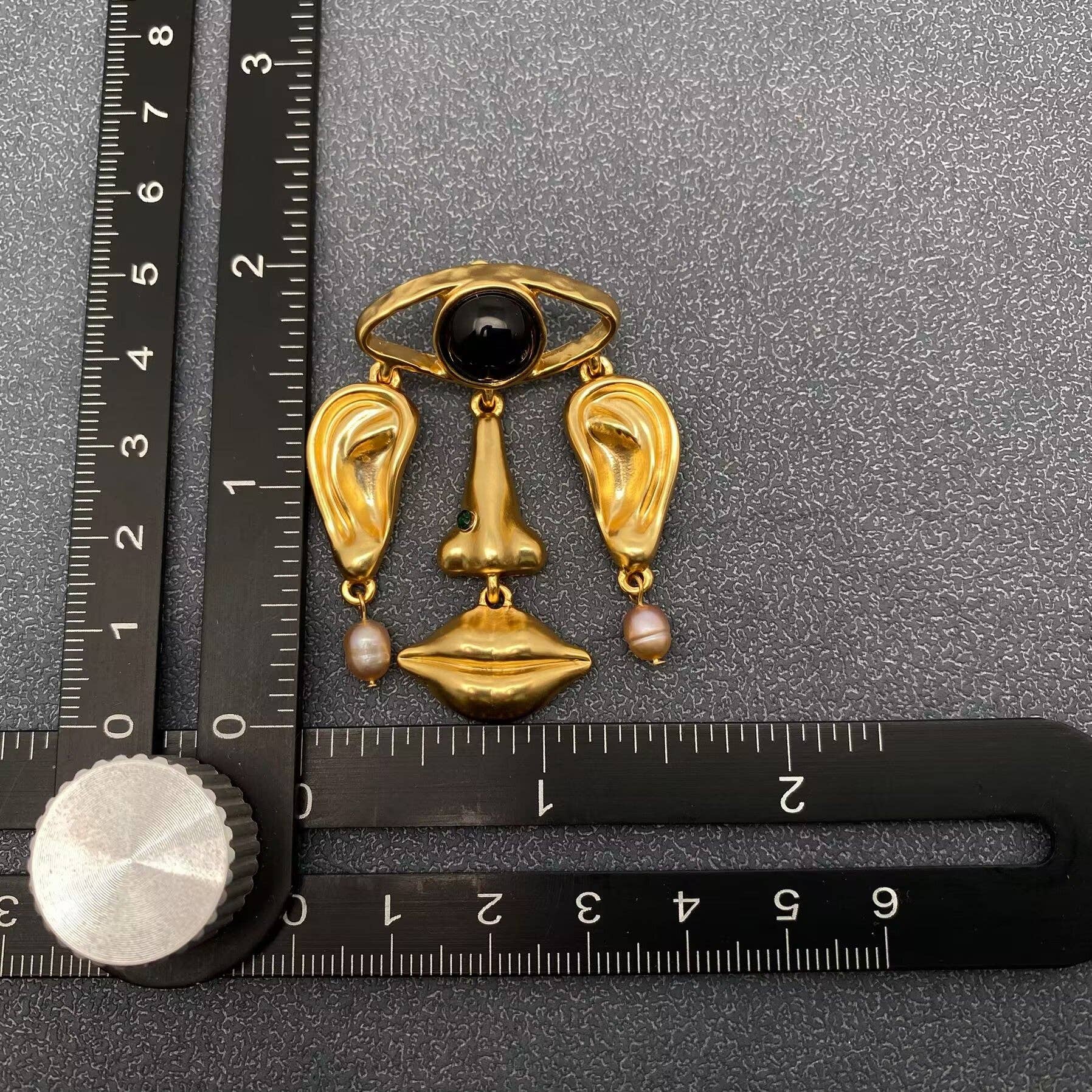 Handpicked 18K Gold Plated Abstract Facial Features Dangle Earrings