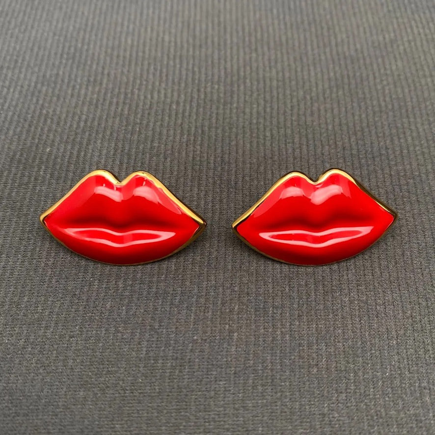 Handpicked Red Lips Earrings 68829