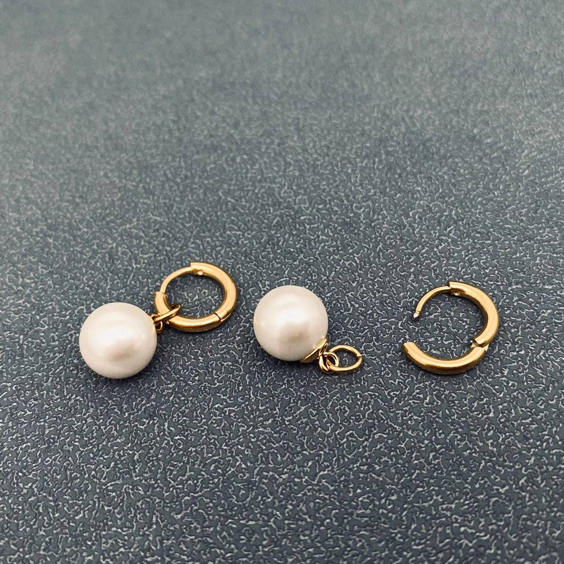 Handpicked Round Pearl Charm Hugge Earrings
