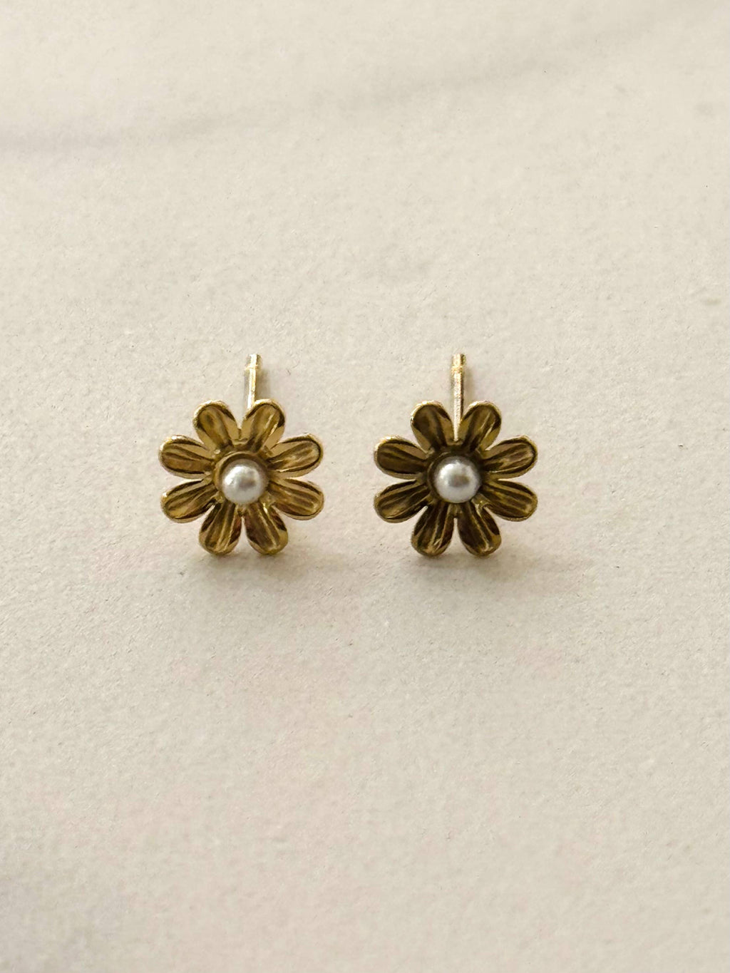 Handpicked Minimal Floral Stud Earrings