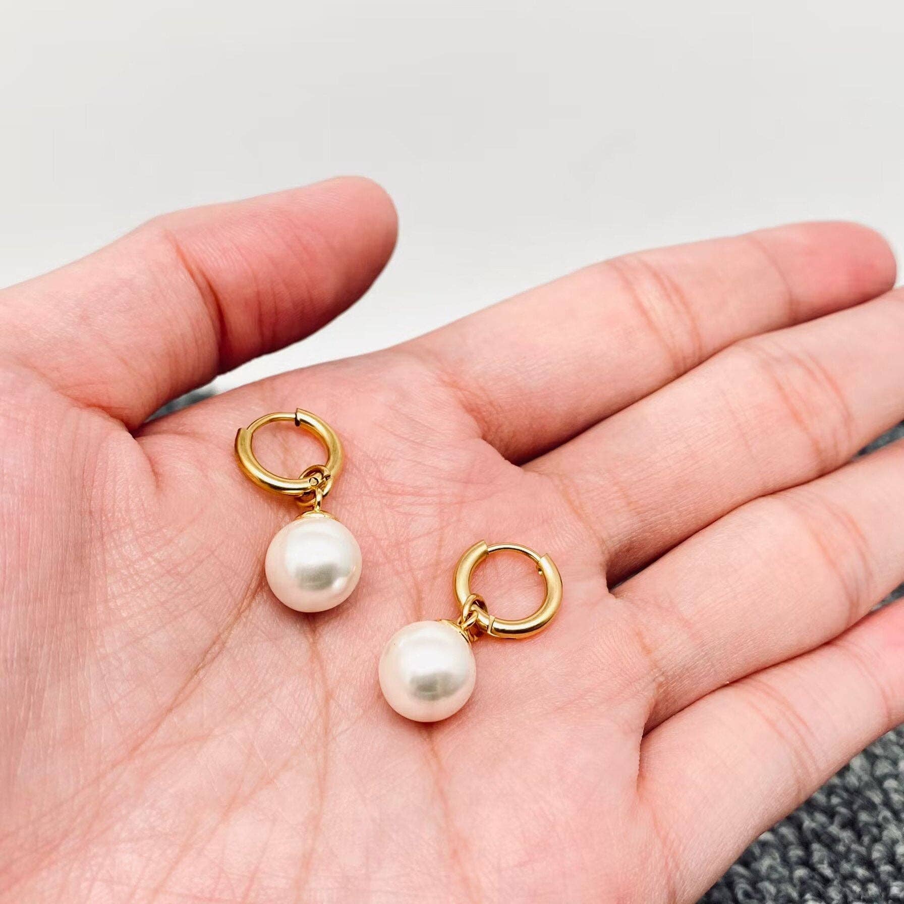 Handpicked Round Pearl Charm Hugge Earrings
