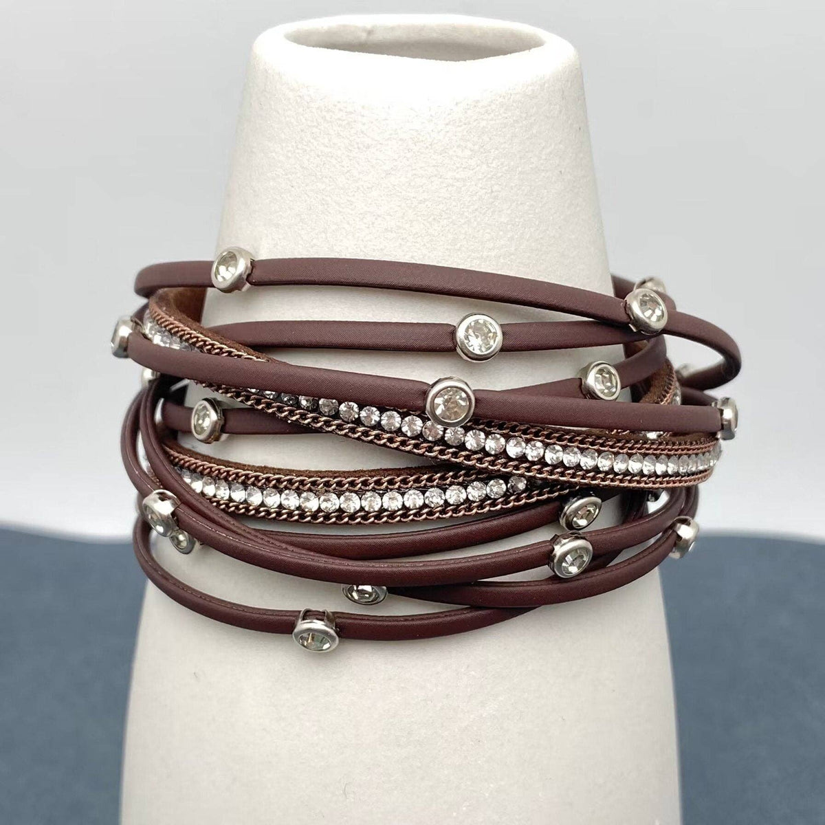 Handpicked layer Leather Magnetic Buckle Bracelet
