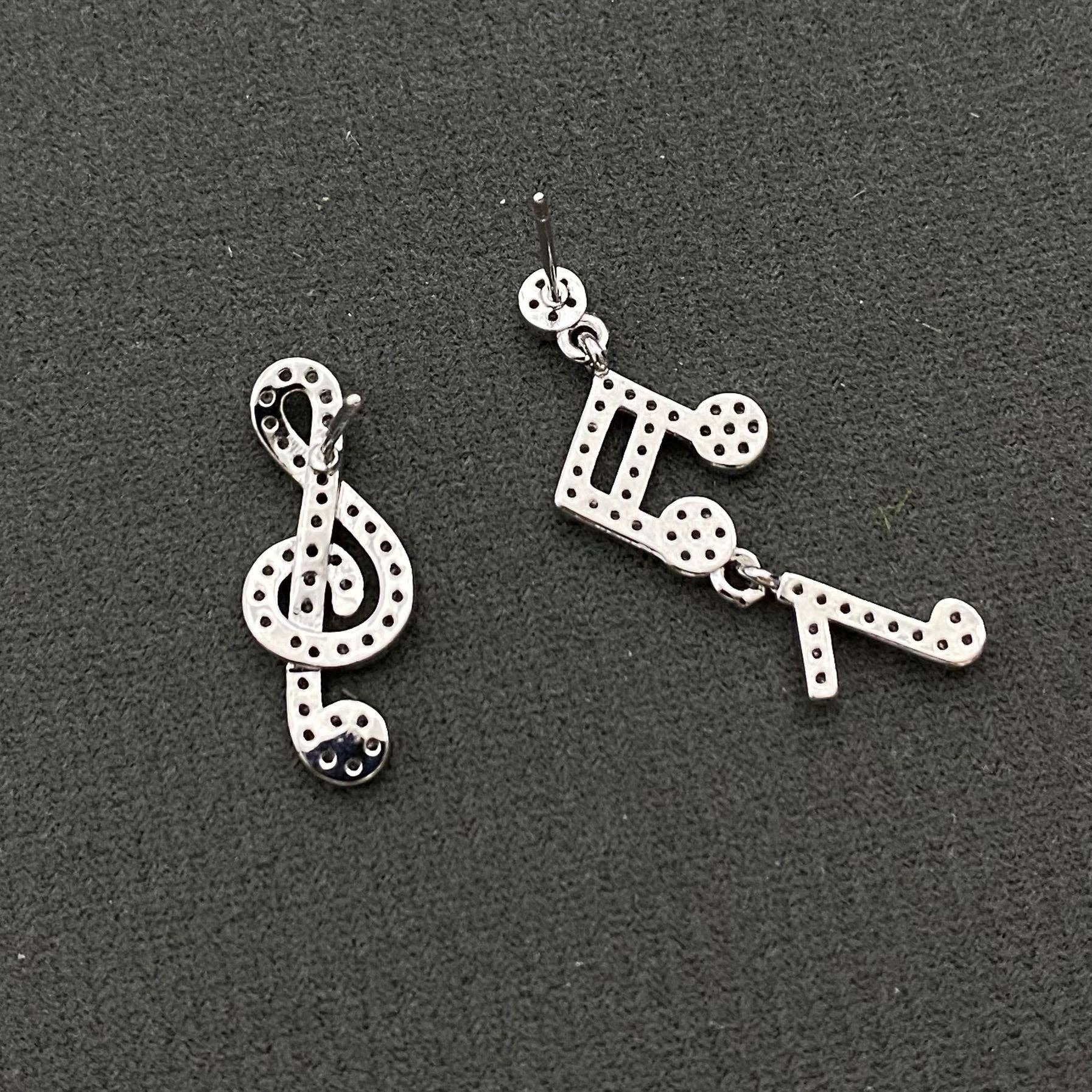 Handpicked Rhinestone Musical Note Ear Studs